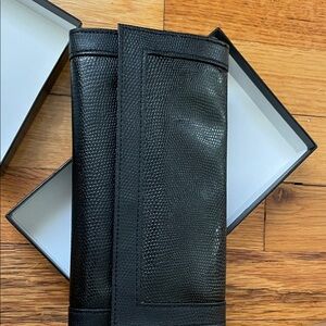 Elegant Black Leather jewelry, traveling case